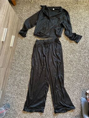 Women’s Two-Piece Black Satin Pajama Set